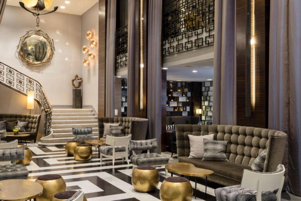 Empire Hotel